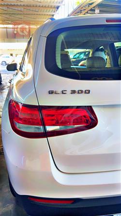 مێرسێدس بێنز GLC